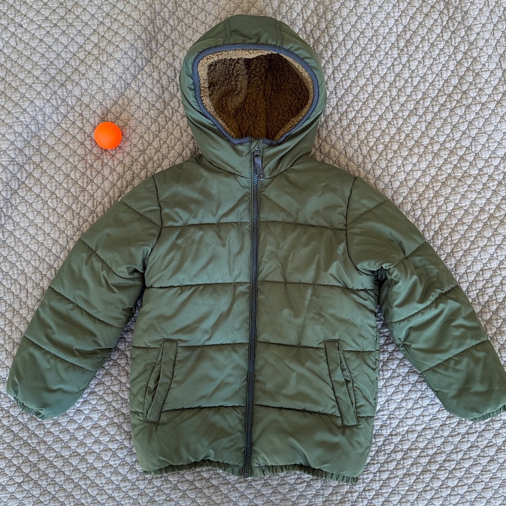 OshKosh B'gosh Olive Green Warm Puffer Winter Jacket. Size 7.
